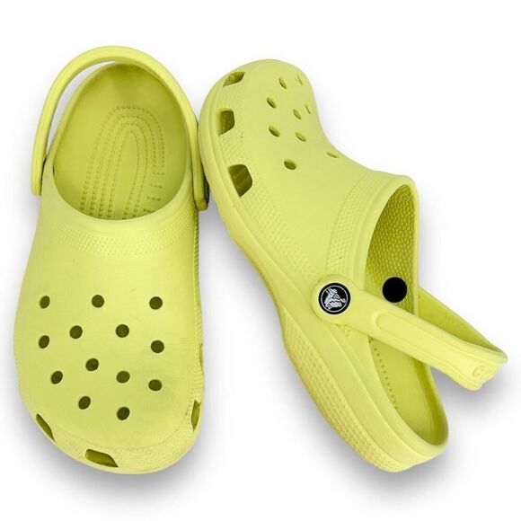 CROCS Classic Clog Pale Banana Yellow Unisex Men's 7 Women's 9 - Picture 11 of 11
